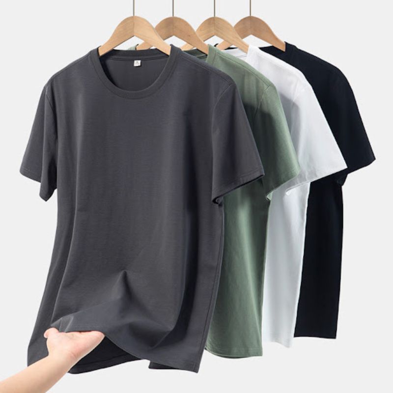 Áo thun cổ tròn phù hợp với mọi vóc dáng, độ tuổi